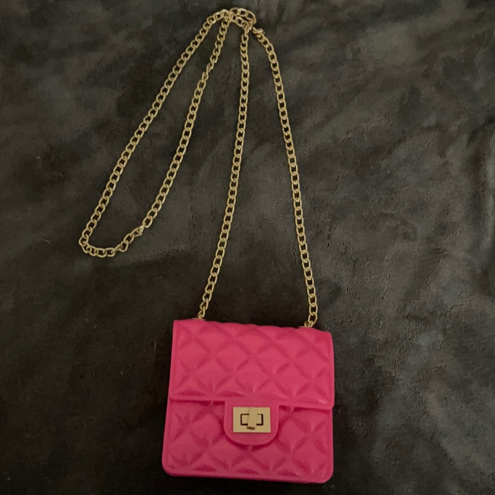 Small pink jelly case with chain